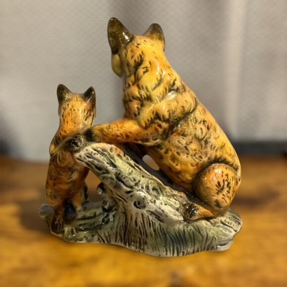 Vintage Ceramic Vixen Fox & Kit‎ Figurine by Laur-Al Crafts 5.5" - Picture 4 of 7